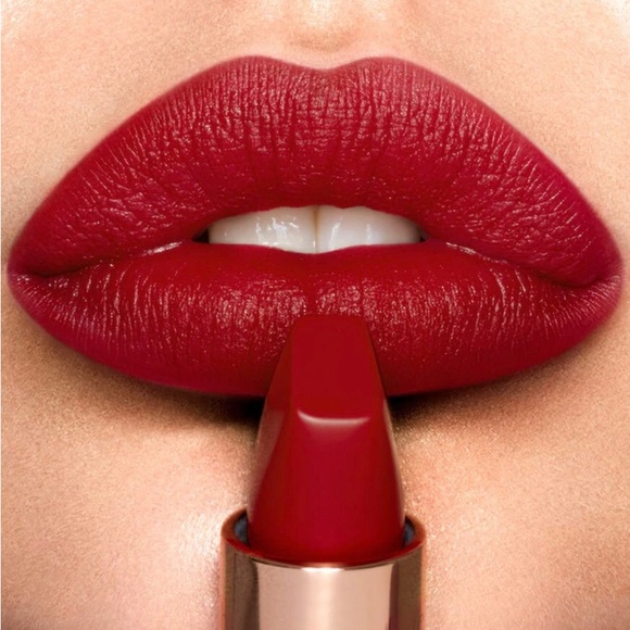 118-CHARLOTTE TIBURY RED CARPET RED LIPSTICKS - Picture 2 of 7